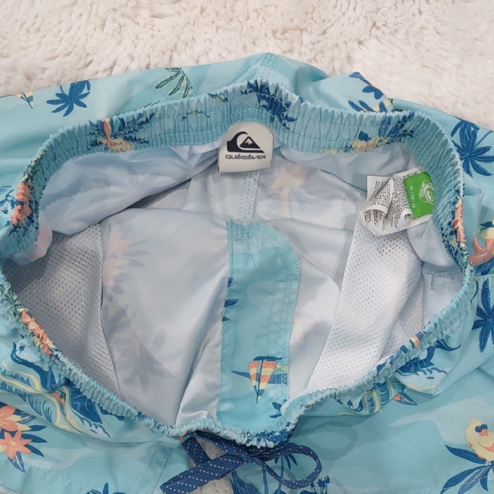 Quiksilver Men's Blue Tropical Print Shorts - Picture 8 of 17